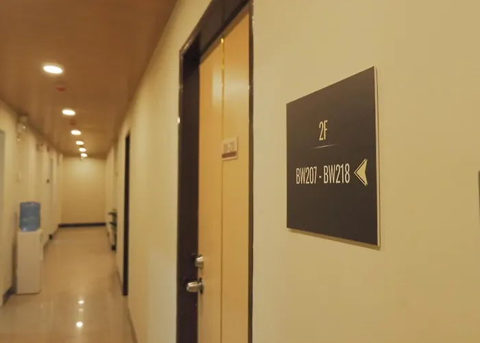 Brightwood & Residences Hotel 2*